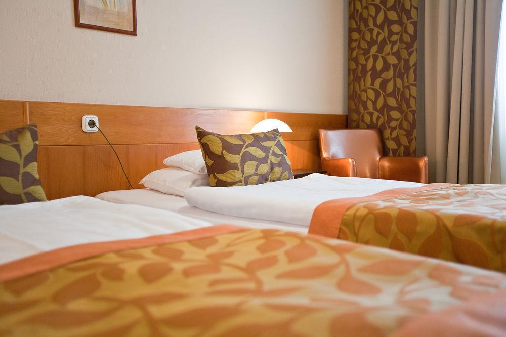 Hotel Σόπρον Εξωτερικό φωτογραφία