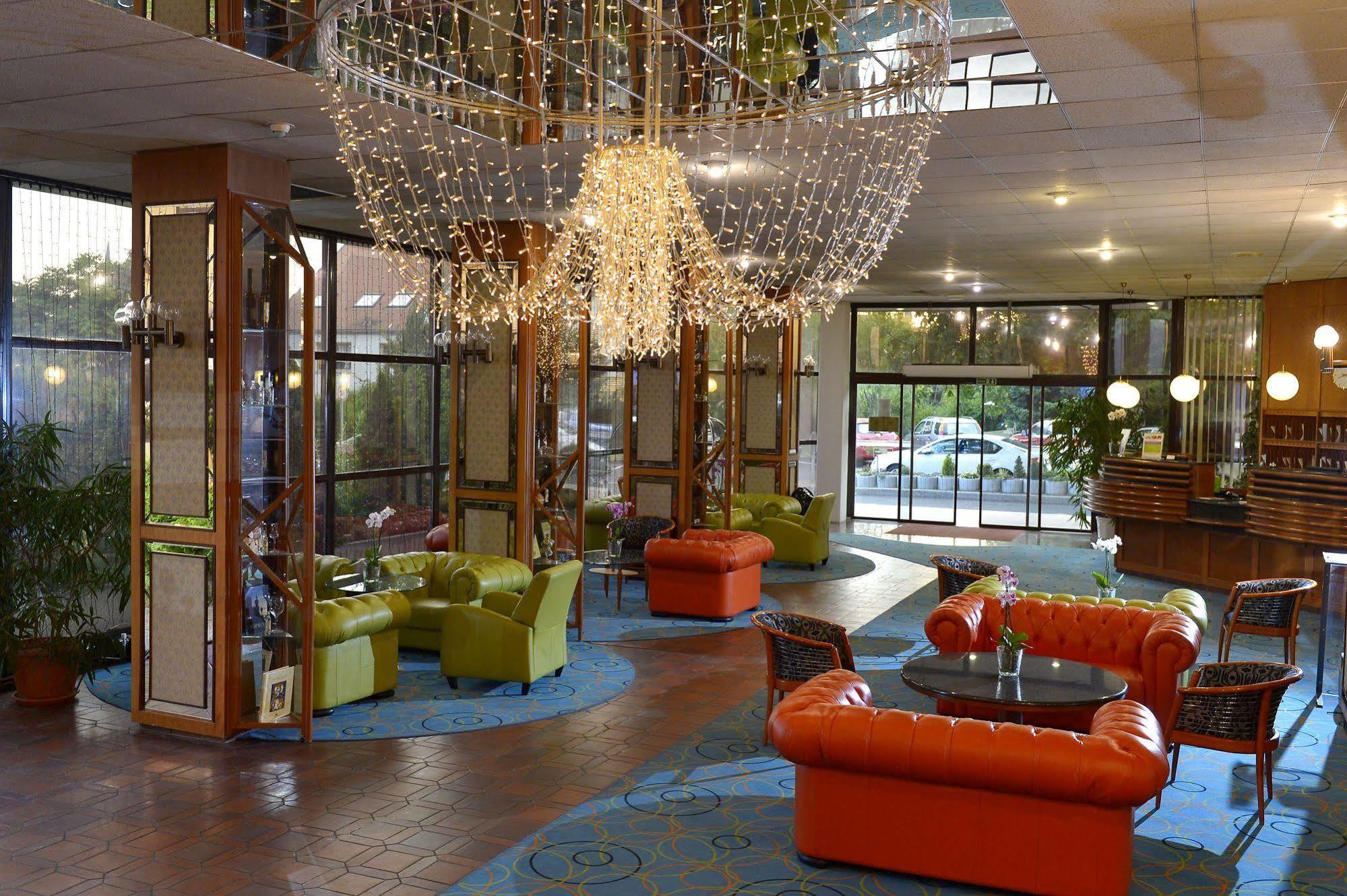 Hotel Σόπρον Εξωτερικό φωτογραφία